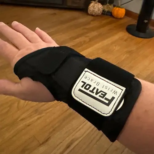 wrist brace for daily work