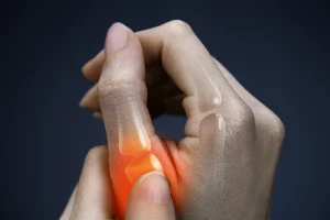 Thumb pain causes and common symptoms