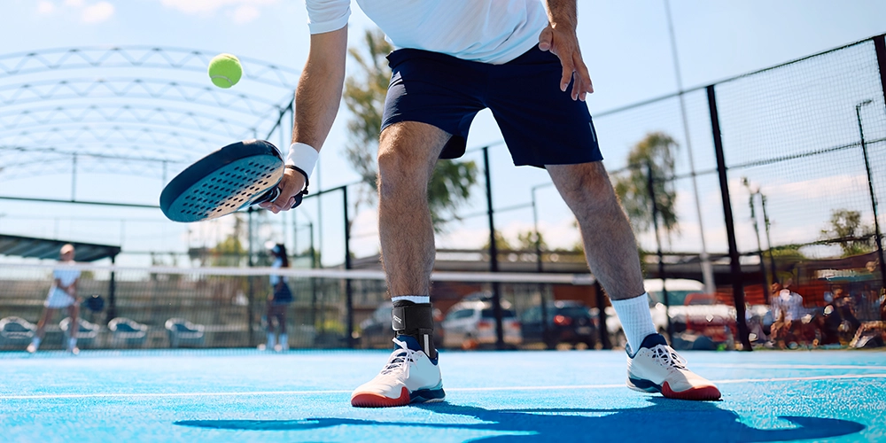 Lace-up ankle support brace for returning to tennis after peroneal tendonitis